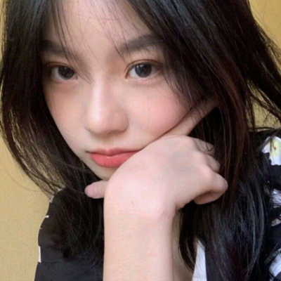 ins风高冷魅力惊艳女生微信头像