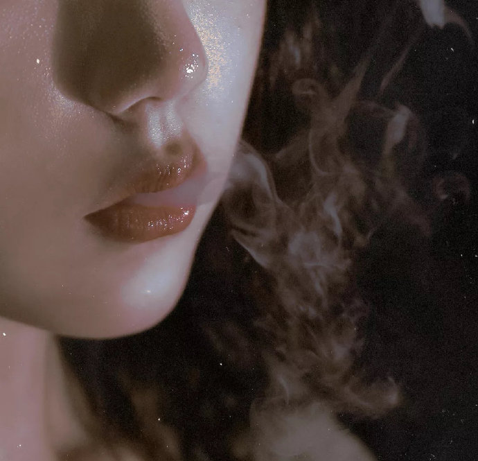 唯美有气质高颜值的女生微信头像