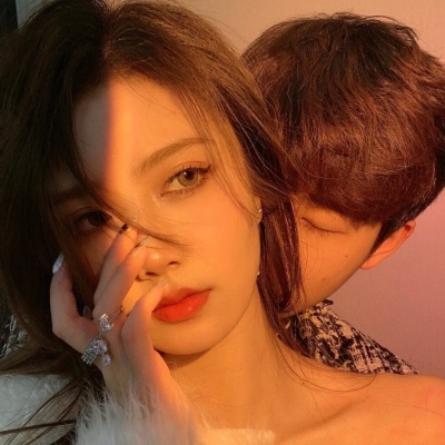 幸福甜蜜高颜值的情侣头像