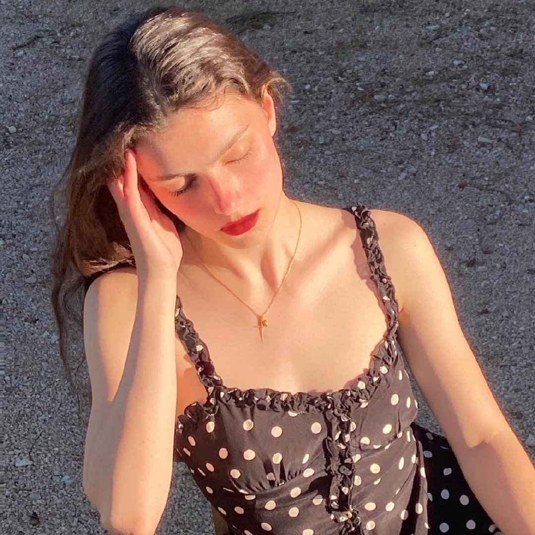 欧美女孩闺蜜微信头像