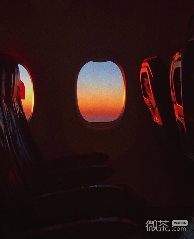 空中窗外的美景微信素材图片