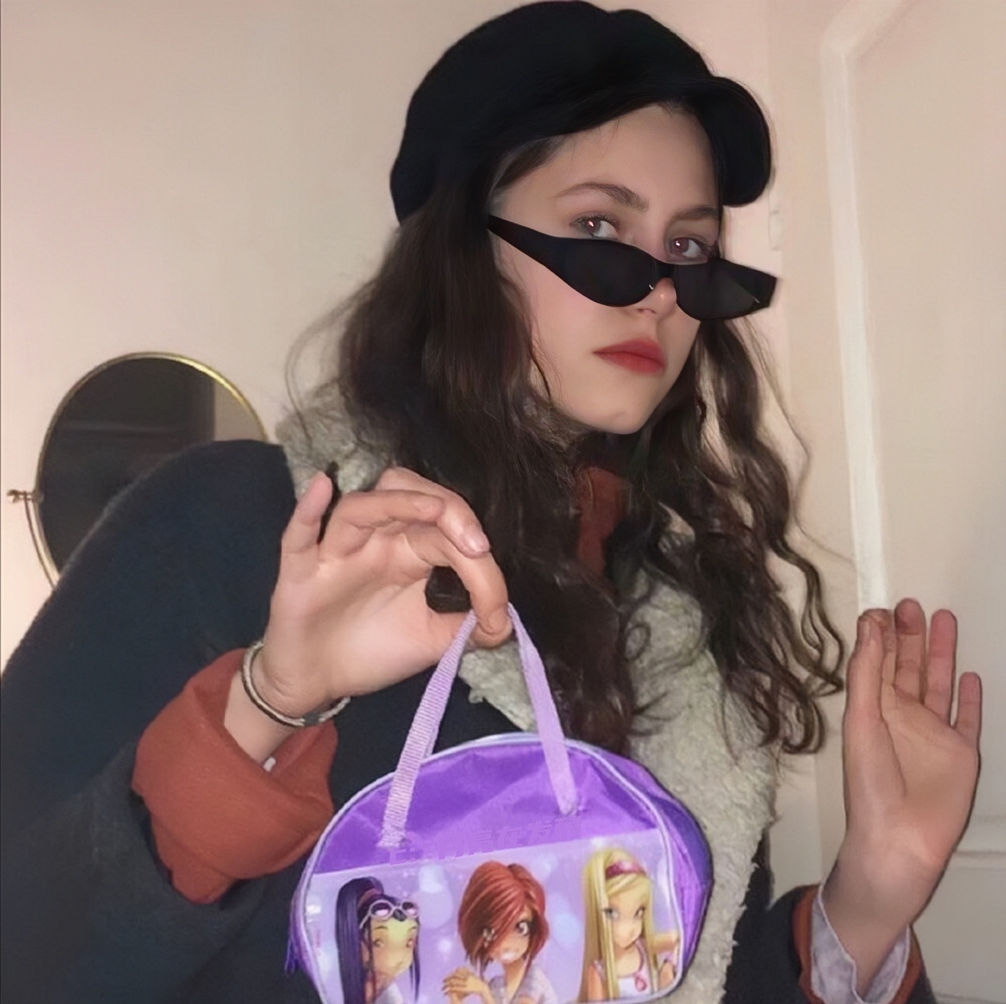 欧美墨镜帅气女孩微信头像