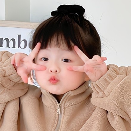 冬季可爱丸子妹情侣微信头像