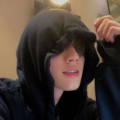 最潮最火霸气真人男生微信头像