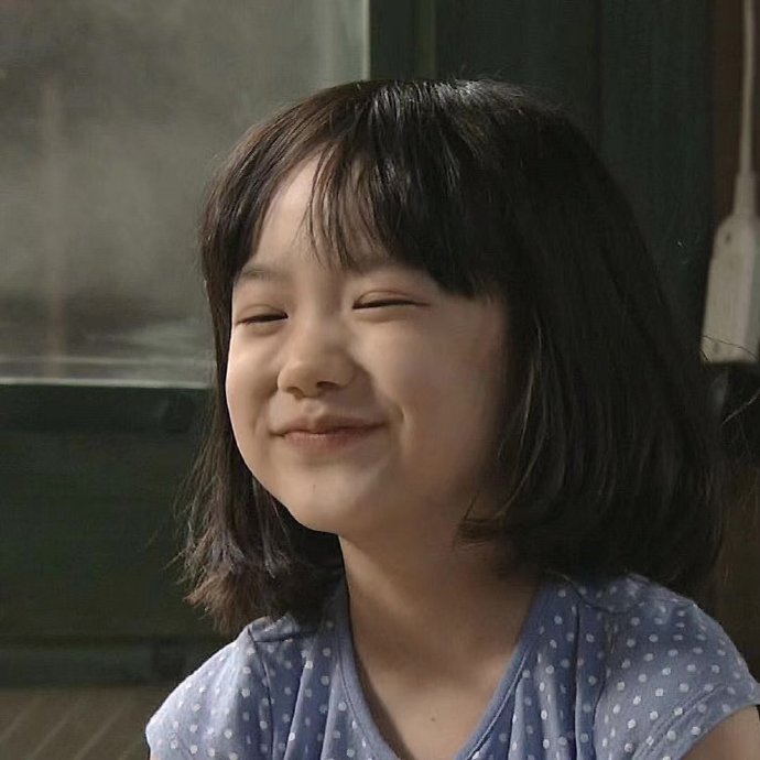 可爱萌娃笑一个微信头像