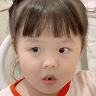 小爱心哪吒头丸子妹微信头像