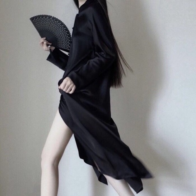 超拽超酷的盐系小姐姐微信头像