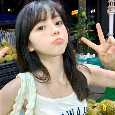 暖色系温柔美女头像