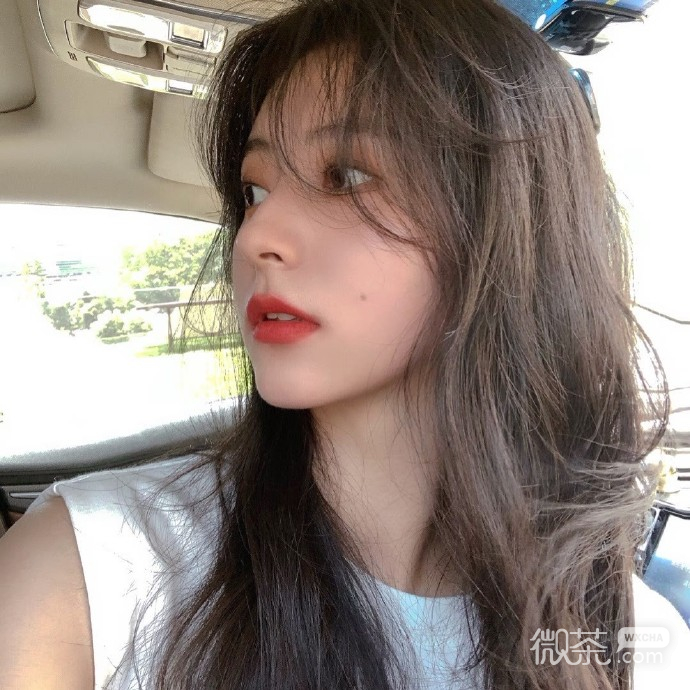 超美艳气质精致女孩微信头像