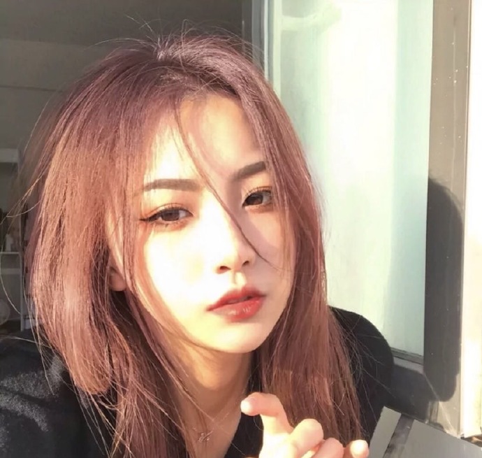 清纯少女好看的女生微信头像