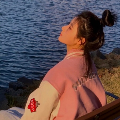 一人一半幸福甜蜜情侣微信头像