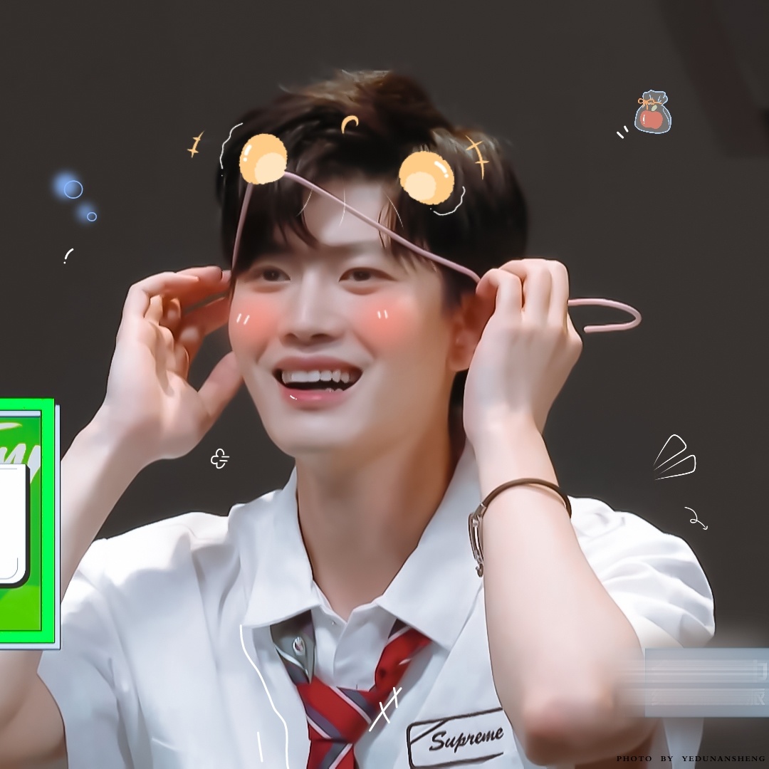 甜甜的任嘉伦微信头像