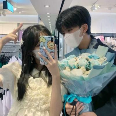 可爱又很恩爱的情侣头像