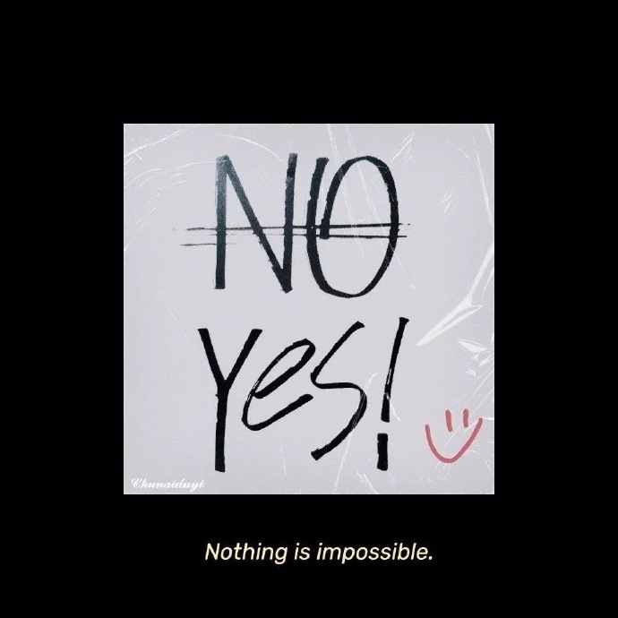 黑色系有艺术风的微信朋友圈背景图