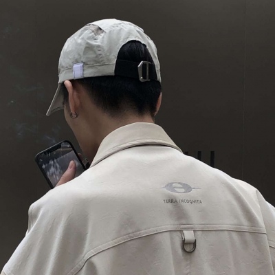 很酷痞帅的真人男生微信头像