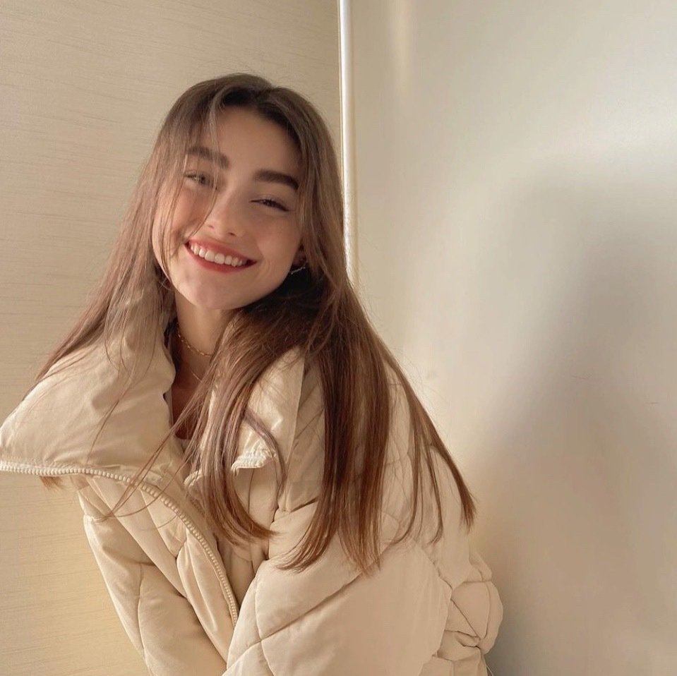 欧美女孩闺蜜微信头像