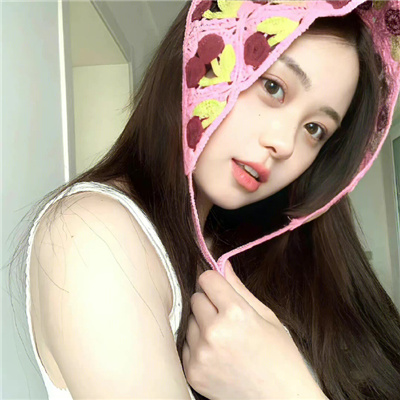 很清纯的真人系列很火的女头