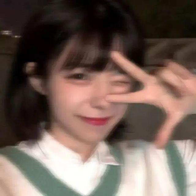 模糊朦胧的女生微信头像