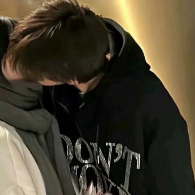 超甜超宠溺情侣头像