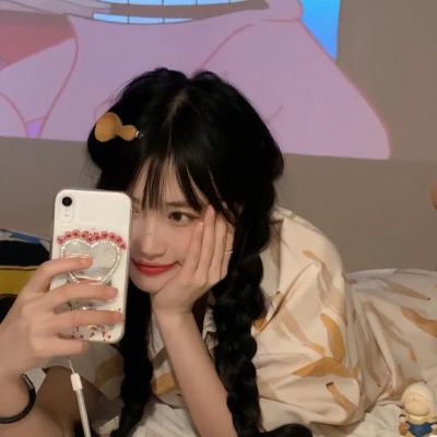 唯美又很质感的网红女生头像