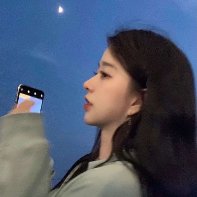 清纯又妩媚的高颜值女生微信头像