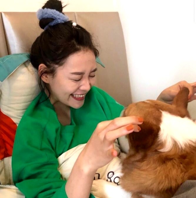 可爱甜美快乐的女生微信头像