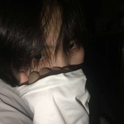 真人侧脸丧系帅气男生微信头像