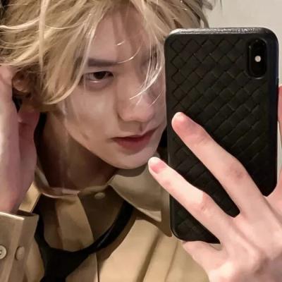 痞帅的男头很精致又很耐看