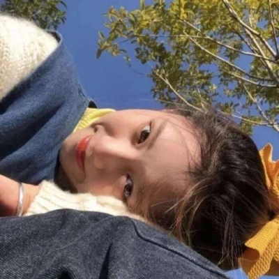 元气满满的女生头像