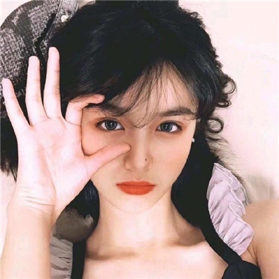 温柔系的女头真人头像