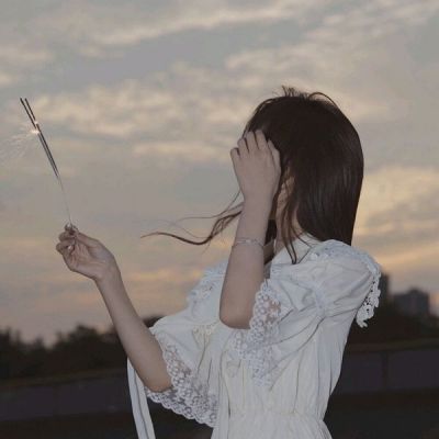 靓丽的女生头像