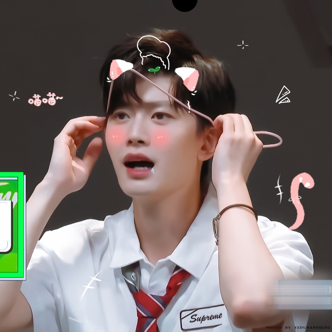 甜甜的任嘉伦微信头像