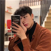 简单帅气男生微信头像