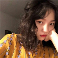 可爱短发女生网红头像