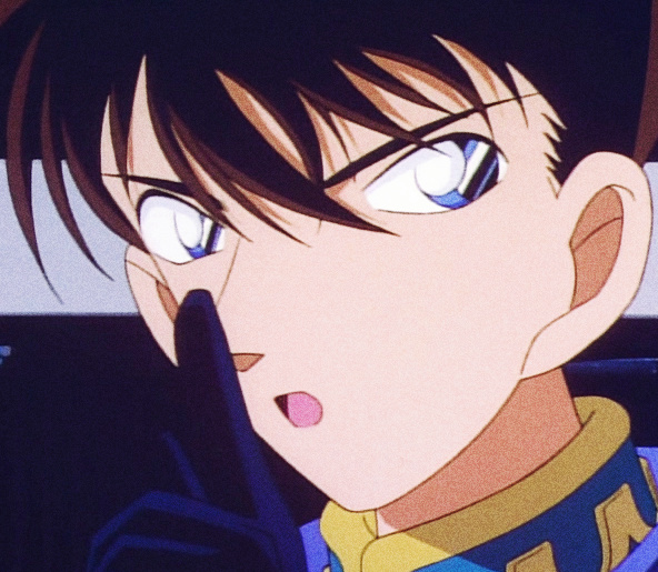 《名侦探柯南》骑士工藤新一帅气微信头像