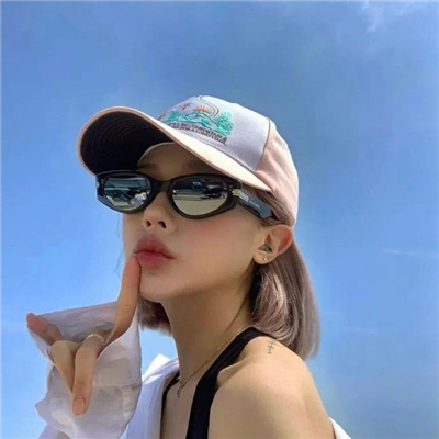 慵懒偏冷淡风头像