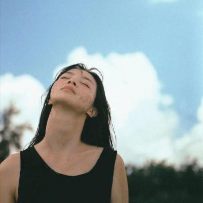 ins头像女冷淡清新头像