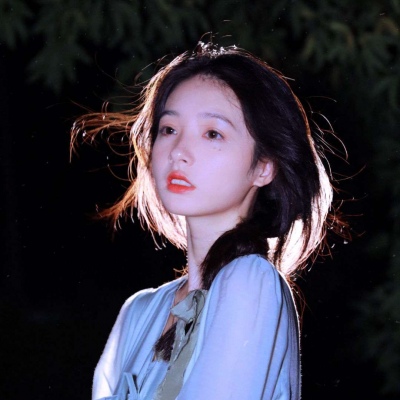 落入人间的天使女生绝美意境微信头像