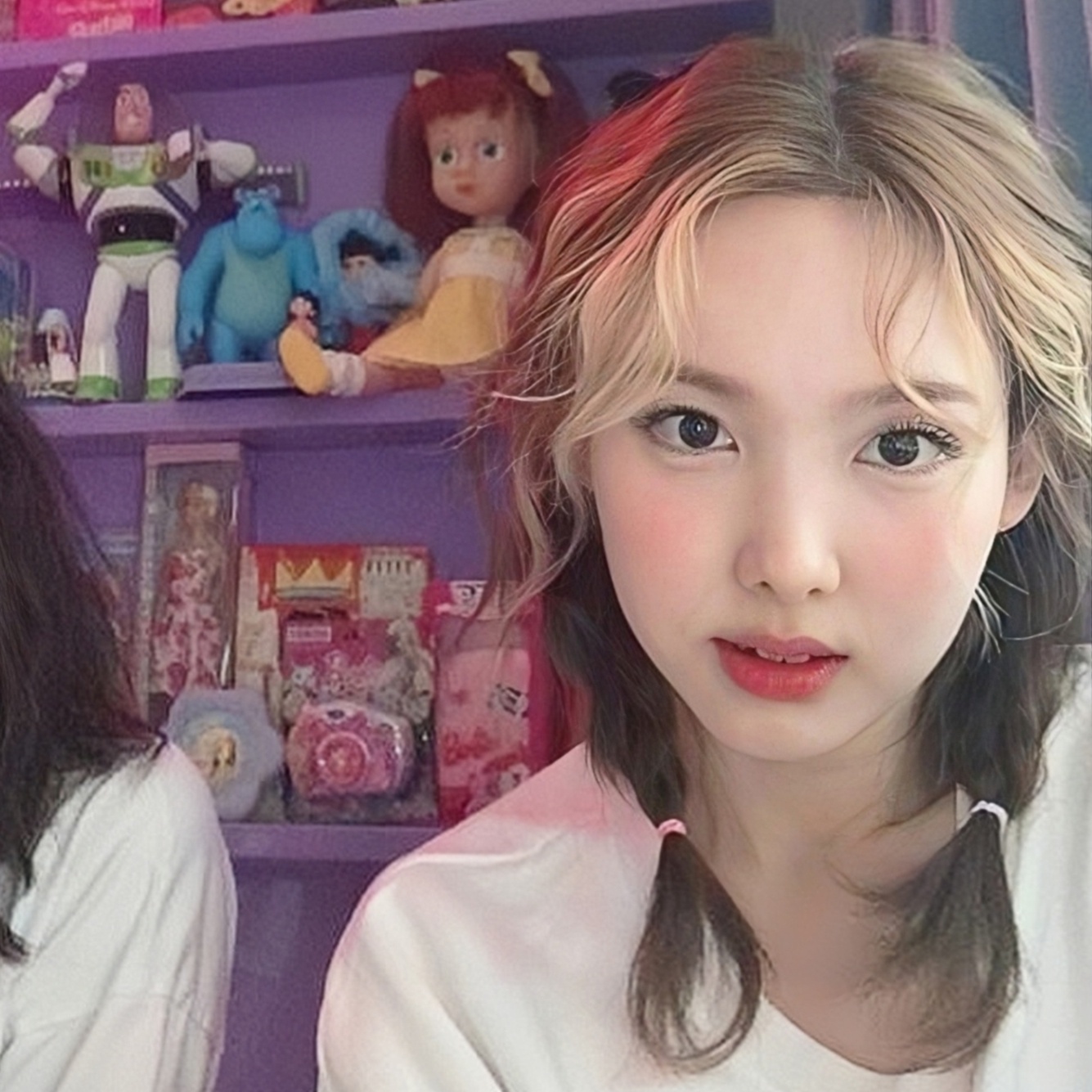 平井桃 × 林娜琏闺蜜微信头像