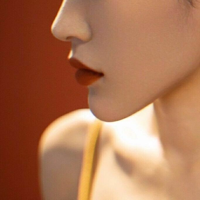 有点仙儿的复古女生微信头像