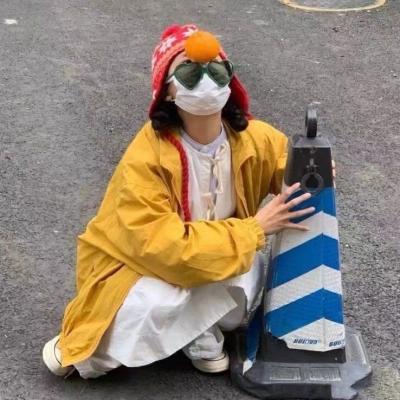 调皮又很可爱的女生头像