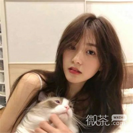 第一眼就吸引人的女生图片