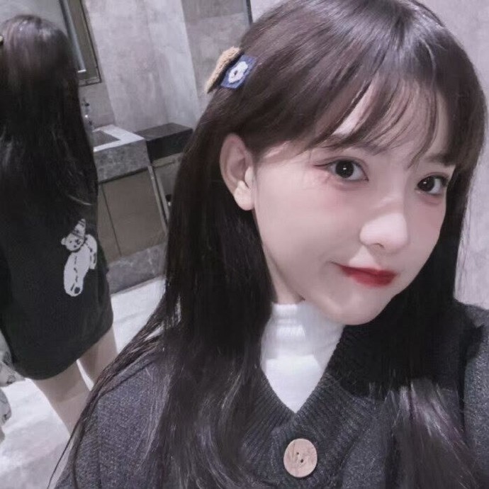 高颜值阳光女生微信头像