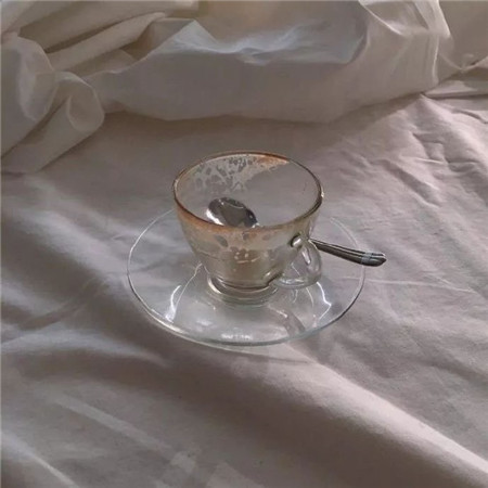 很浪漫唯美的微信聊天背景图