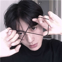 时尚超酷简单男生微信头像