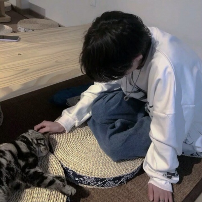 丧系忧郁颓废的男生微信头像