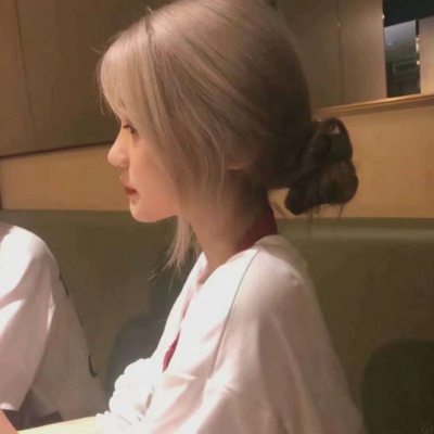 很清纯很好看的女孩子微信头像