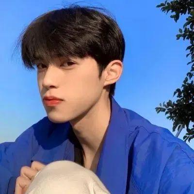 痞帅的男头很精致又很耐看