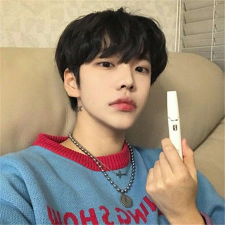 抖音火爆的帅哥图片