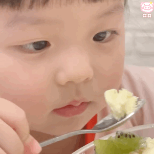 小爱心哪吒头丸子妹微信头像